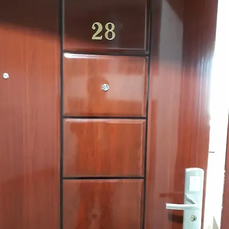 Silver Byala - първа линия, морска панорама с два басейна и осигурен паркинг Apartament *